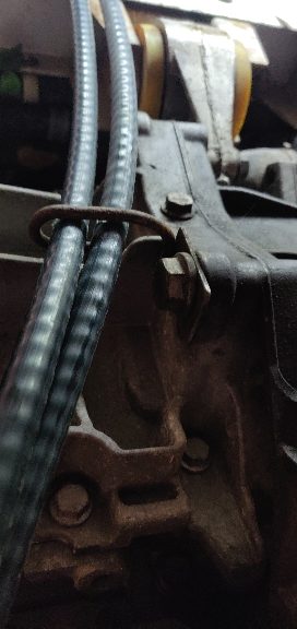 Cable bundle and the hook that guides the cables