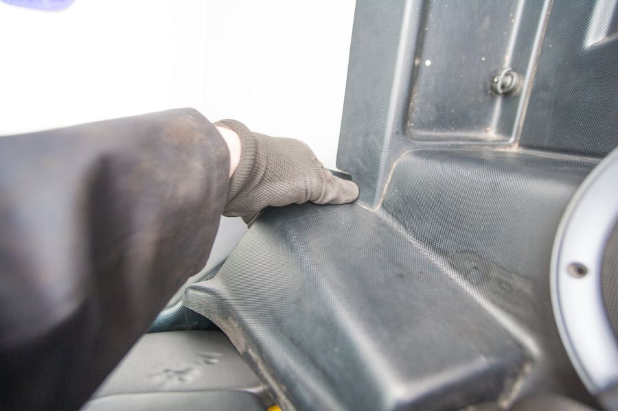 Pulling the roll bar liner out